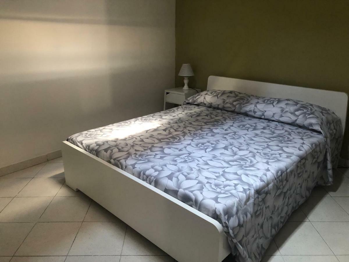 Bilocale In Centro Con Giardino Apartment Tagliacozzo Bagian luar foto
